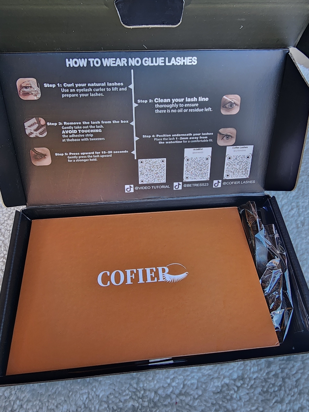 Eyelashes Clusters Kit - Picture 3 of 4